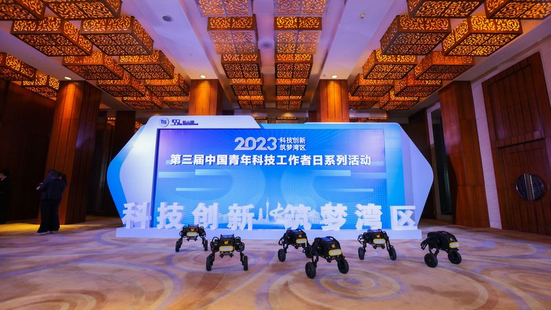云端商业智能平台：揭秘十大品牌背后的技术实力与市场布局